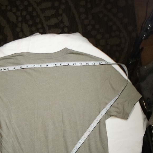 3/$25 Aeropostale Novelty T-Shirt Size Medium - Picture 4 of 7